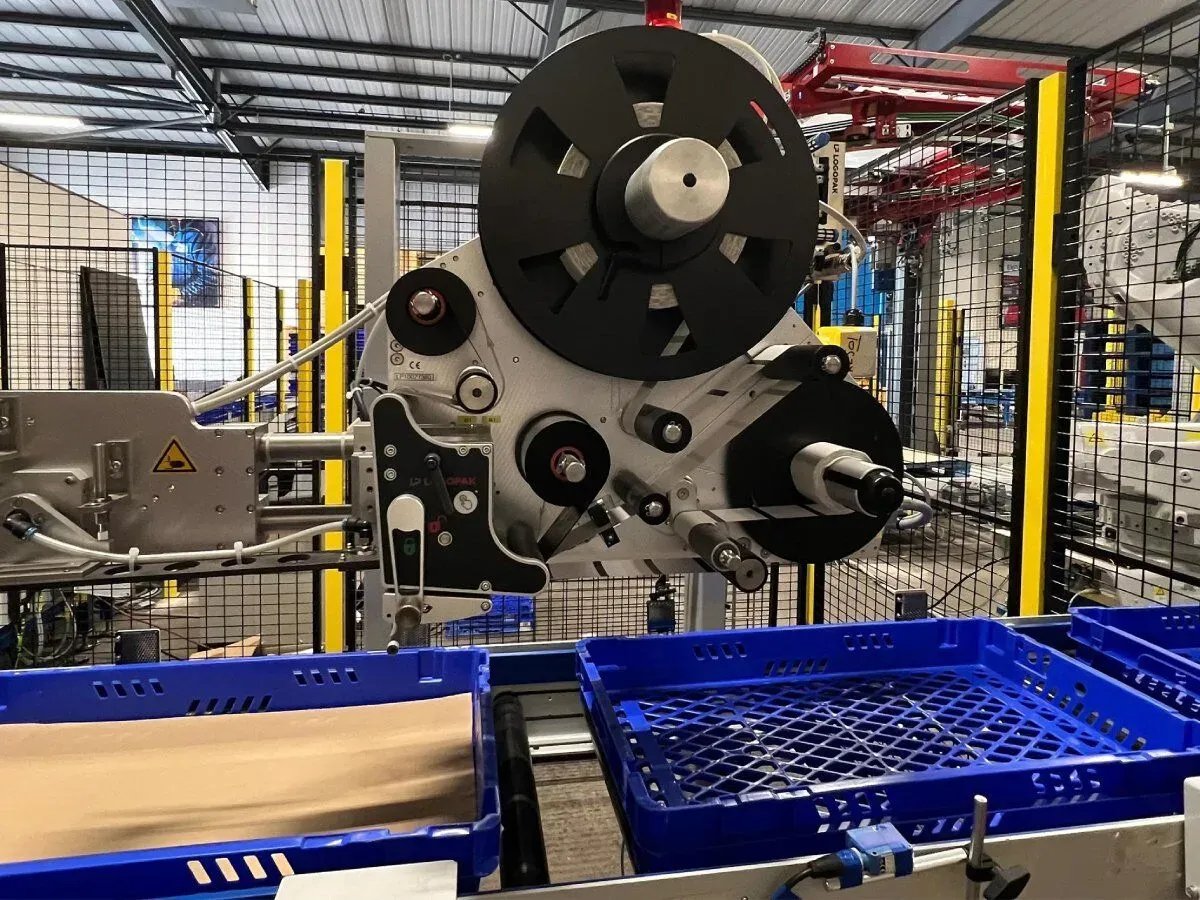 greggs circle conveyor